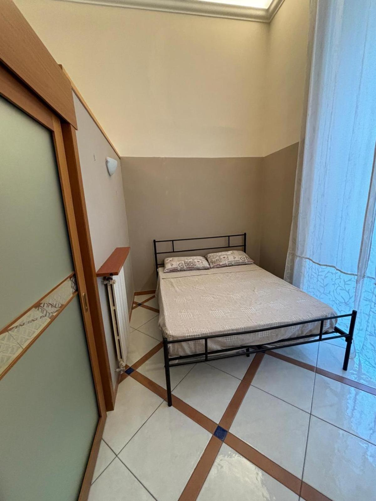 Casa Toto' Apartment Наполи Стая снимка