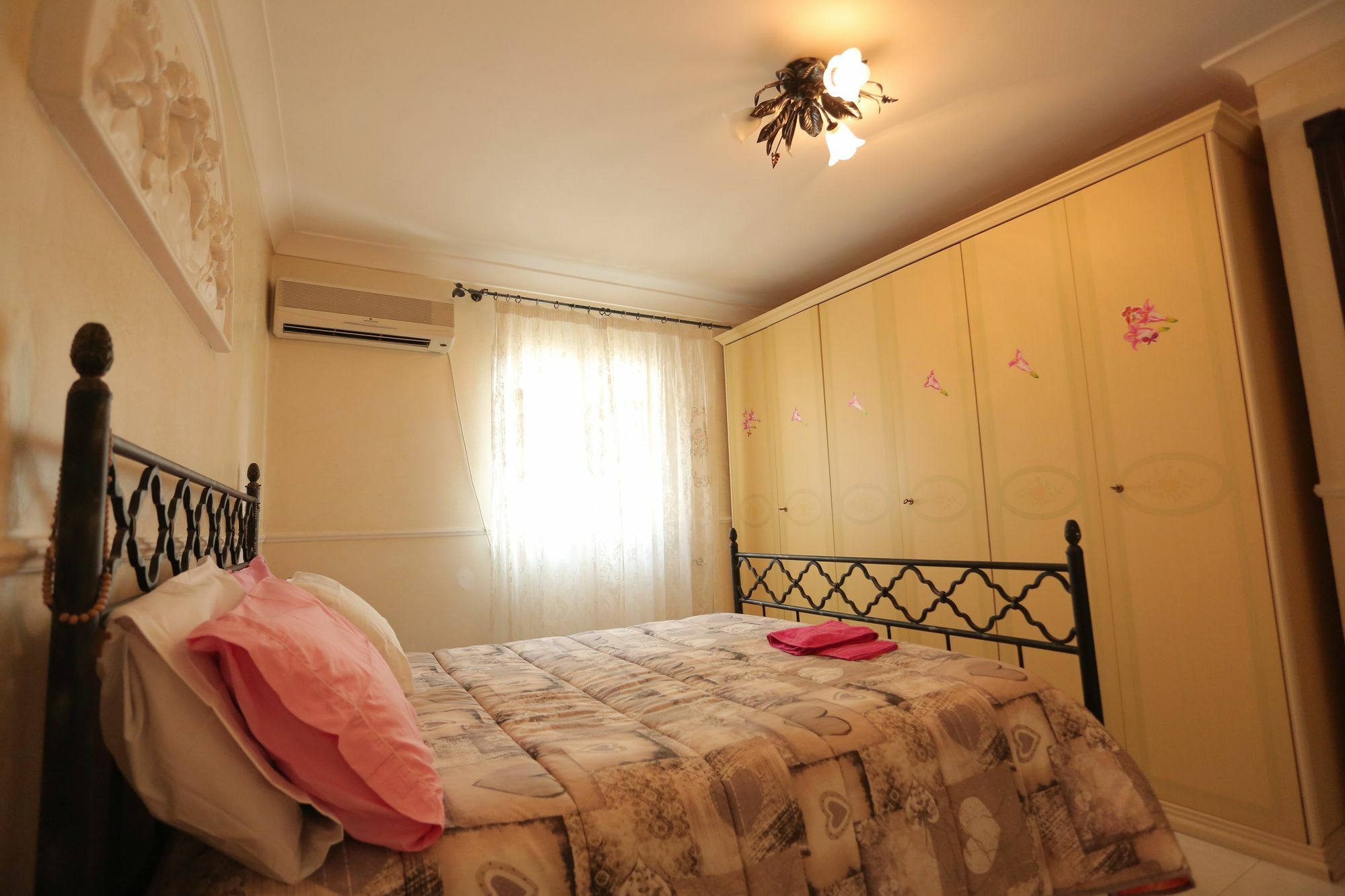 Casa Toto' Apartment Наполи Екстериор снимка