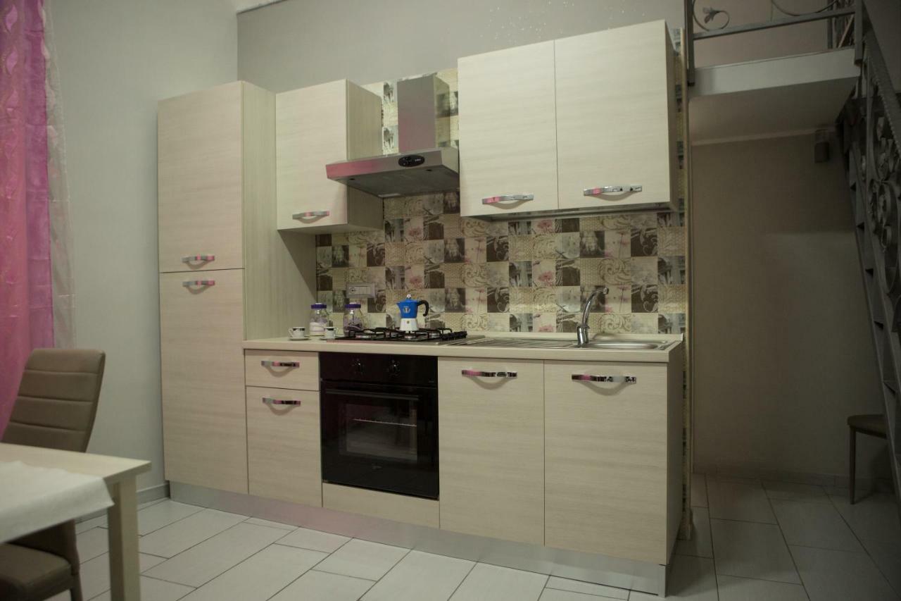 Casa Toto' Apartment Наполи Екстериор снимка