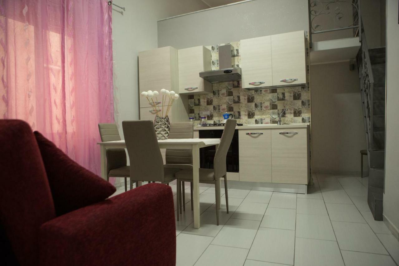 Casa Toto' Apartment Наполи Екстериор снимка