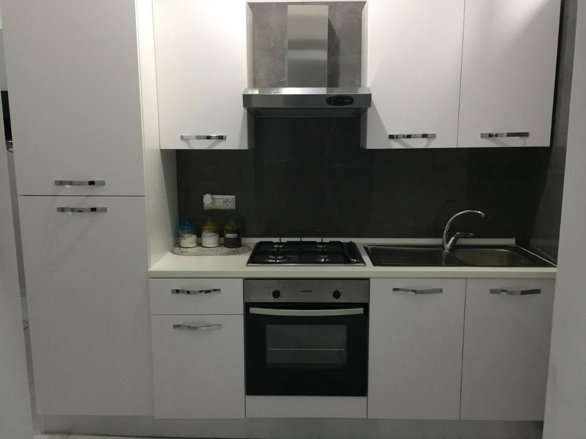 Casa Toto' Apartment Наполи Екстериор снимка