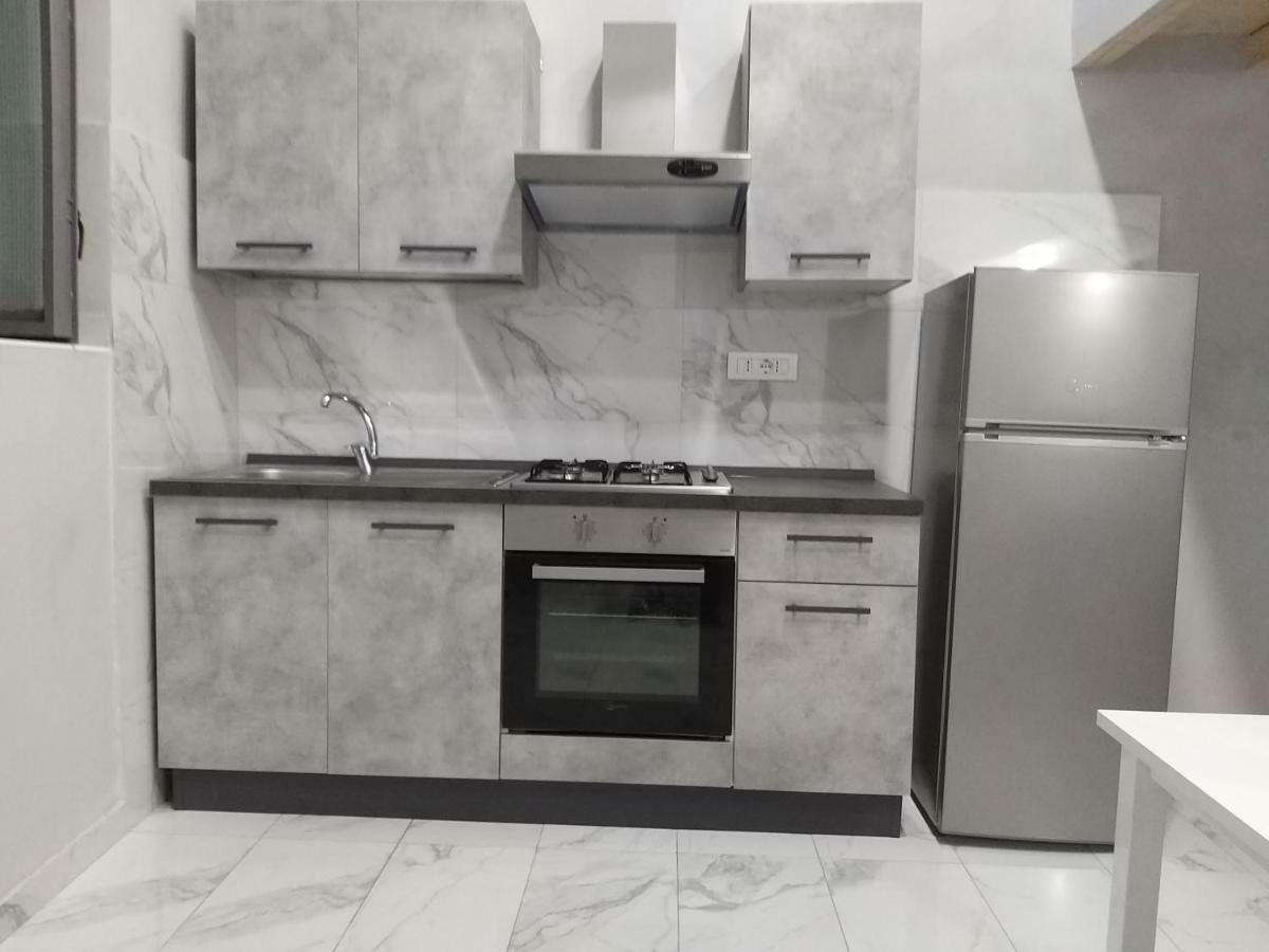 Casa Toto' Apartment Наполи Екстериор снимка